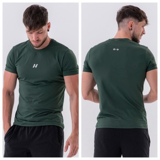 NEBBIA - Pánske bavlnené športové tričko 327 (dark green)