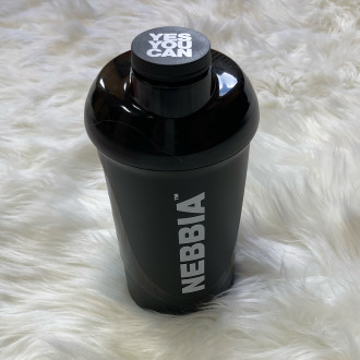 NEBBIA - Shaker 600 ml (čierna)