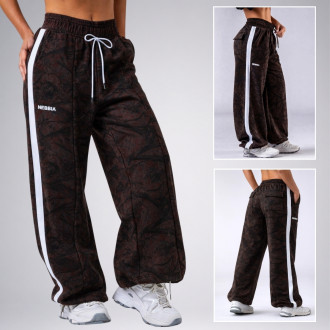 NEBBIA - Dámske oversized tepláky POWER 896 (dark brown camo)