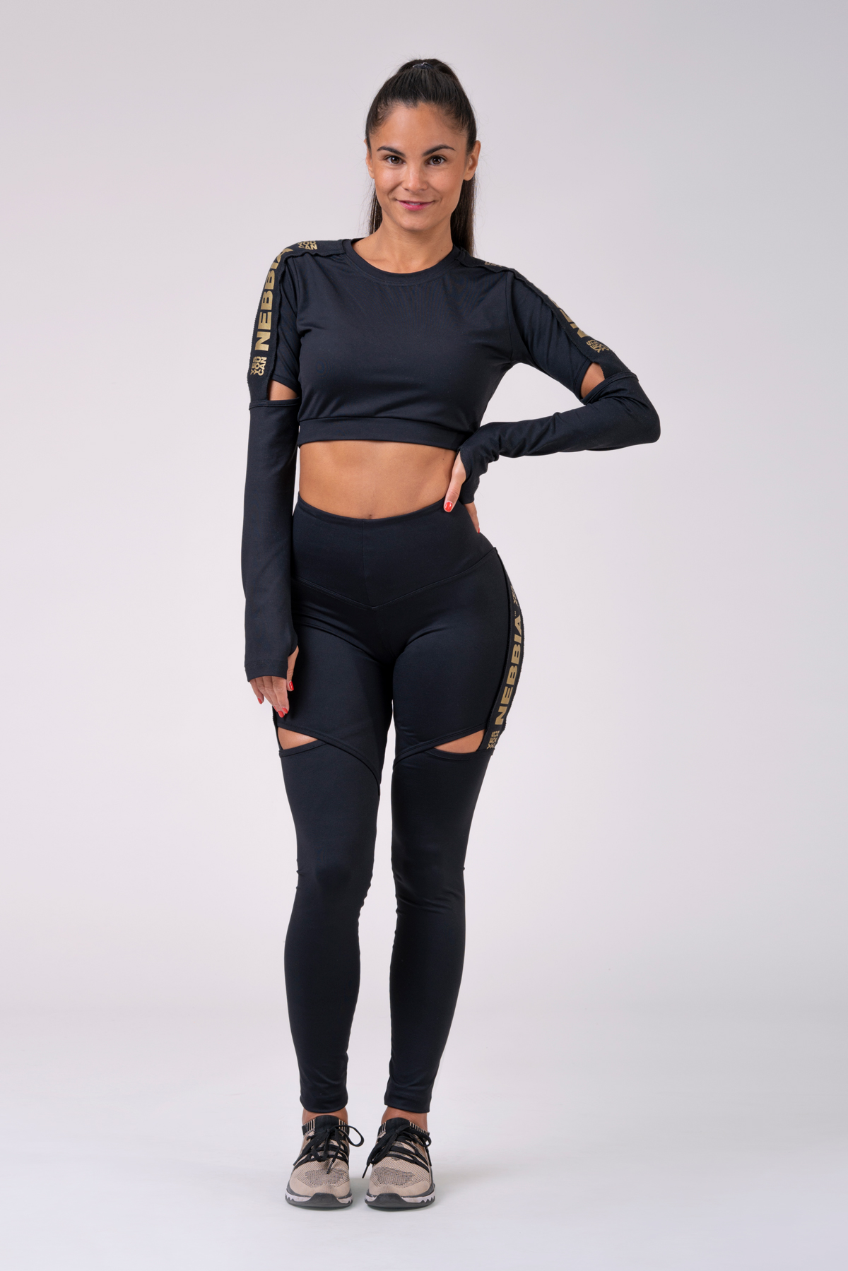 nebbia-honey-bunny-crop-top-s-dlhym-rukavom-821-black