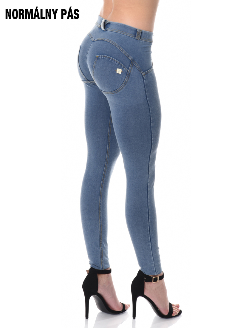 FREDDY | Push UP Jeans s normálnym 