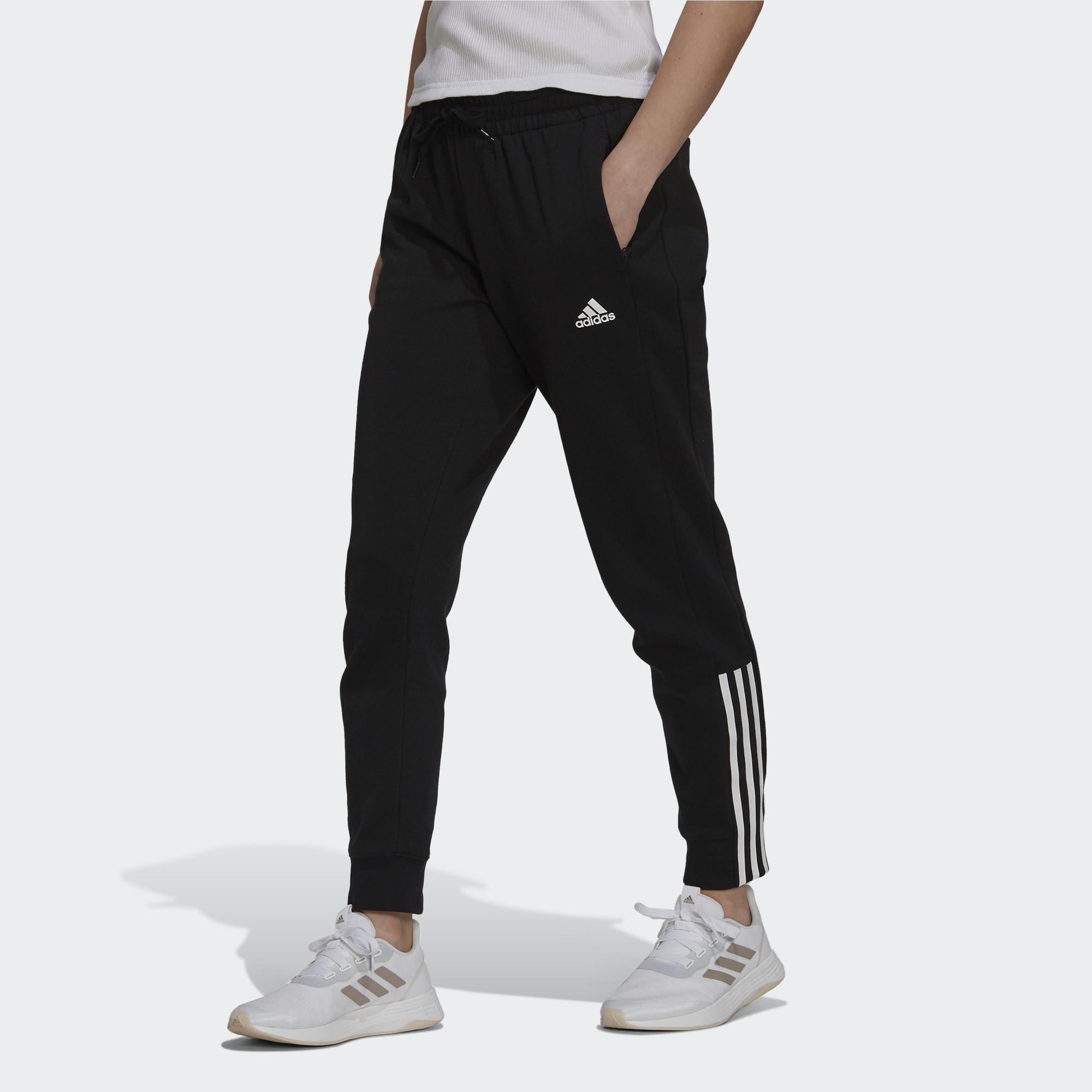 adidas-damske-teplaky-essential-3-strip-cierna-gs1383