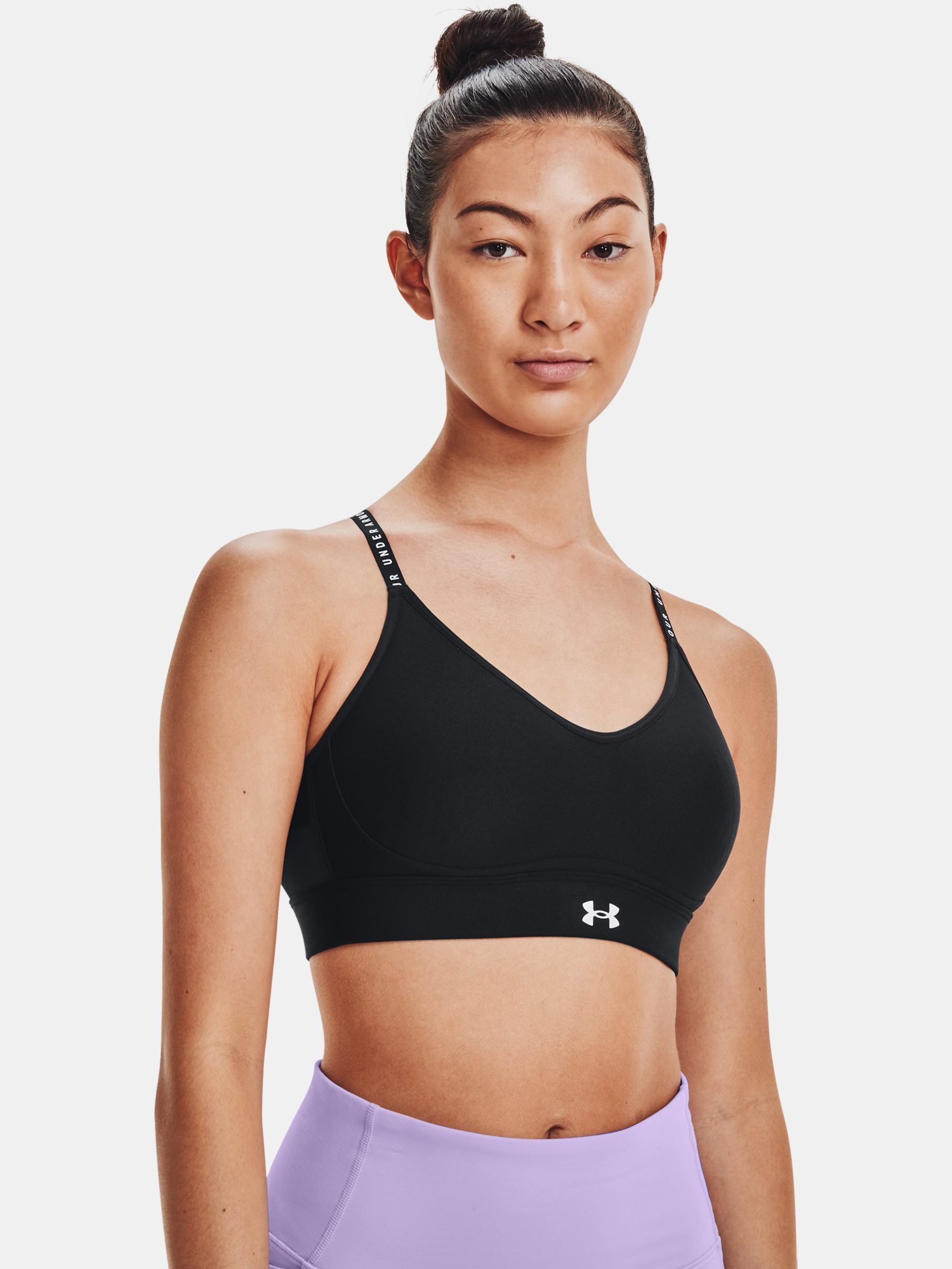 under-armour-podprsenka-infinity-covered-cierna-1363354-001